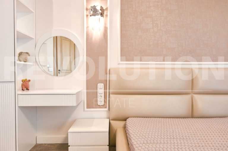 Продава се Четиристаен апартамент в София, Лозенец - 178 кв.м за 4298 €/кв.м - Снимка #10