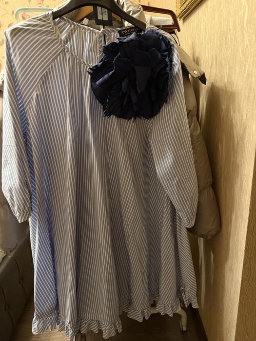 Платье Twinset. Размер 42