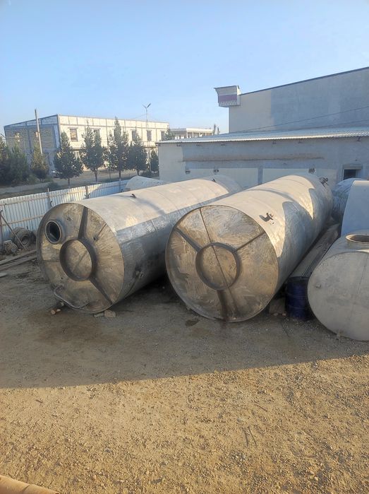 Емкост Цистерна  Нержавейка пишавой стенка 8 мл сотилади