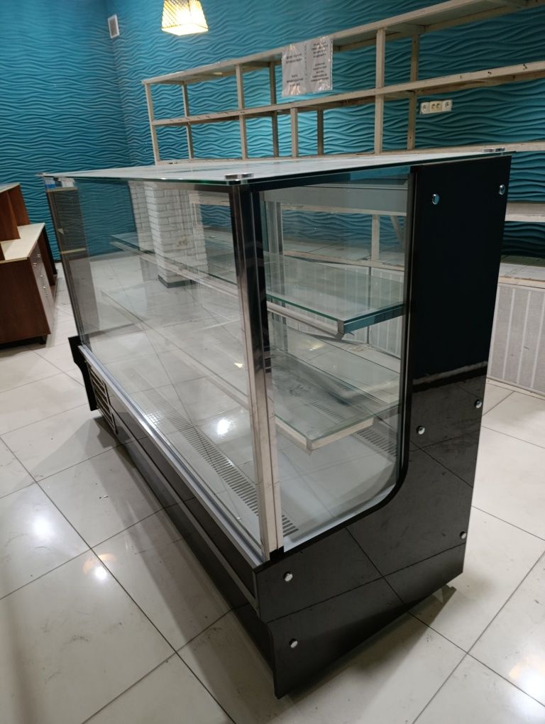 Продается витринный холодильник AZN BX-2.0 (кондитерская)