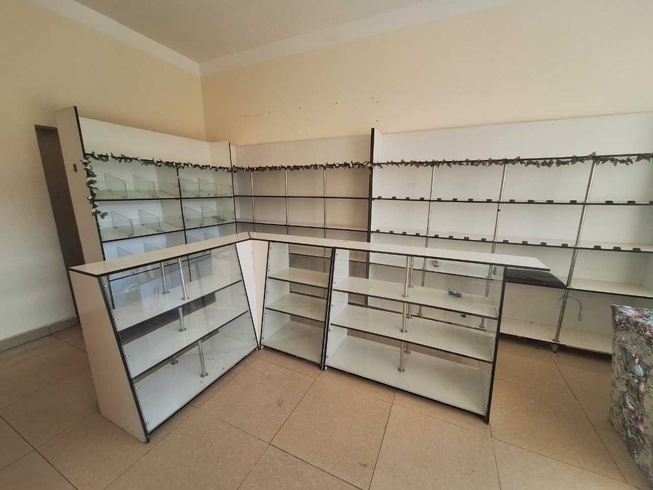 дукон ва мини маркетларга керак буладиган нарсалар бор сотилади