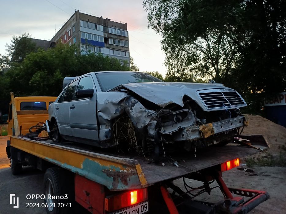 Мерс лупарь 210 по запчастям