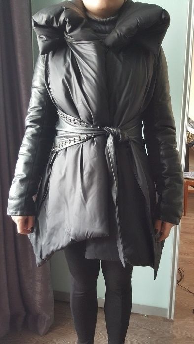 женская куртка необычного фасона