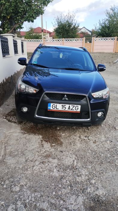 Vând Mitsubishi ASX-2012/schimb  Dacia daster