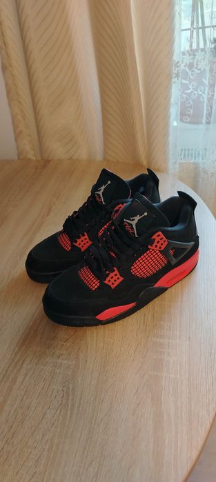 Jordan 4 Red Thunder