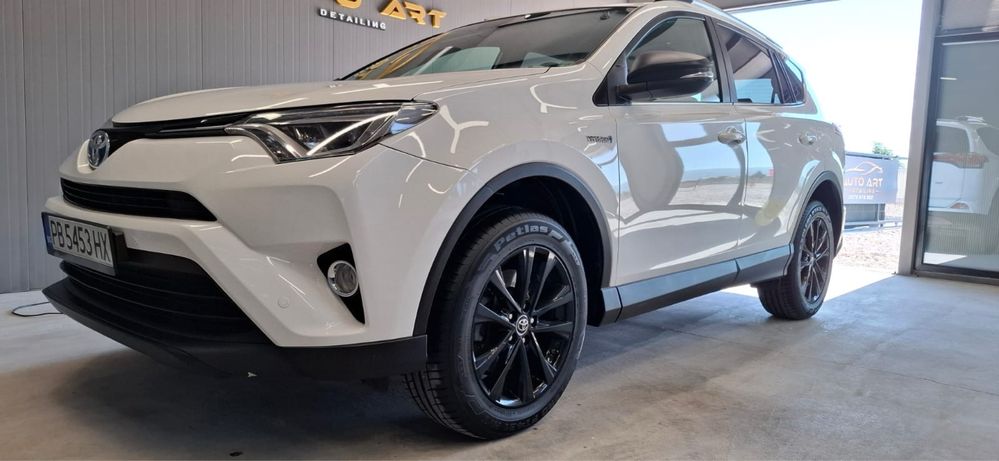 Toyota Rav4 хибрид