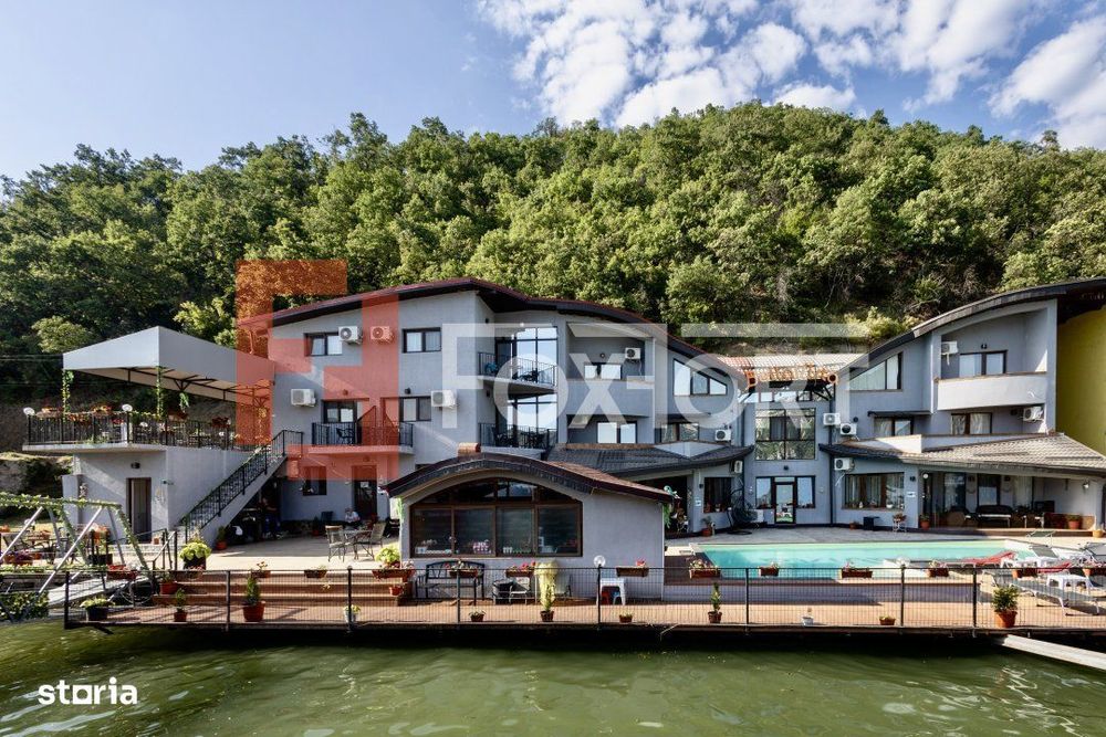 Dubova | Pensiune de vanzare | Ponton restaurant