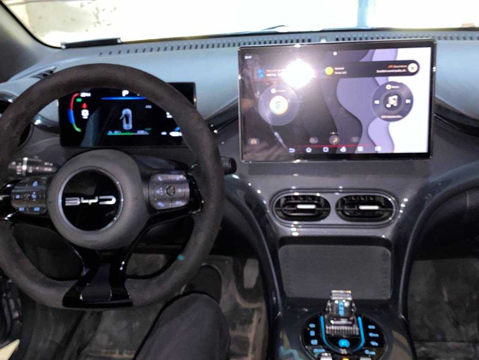 Byd E2 Luxury full