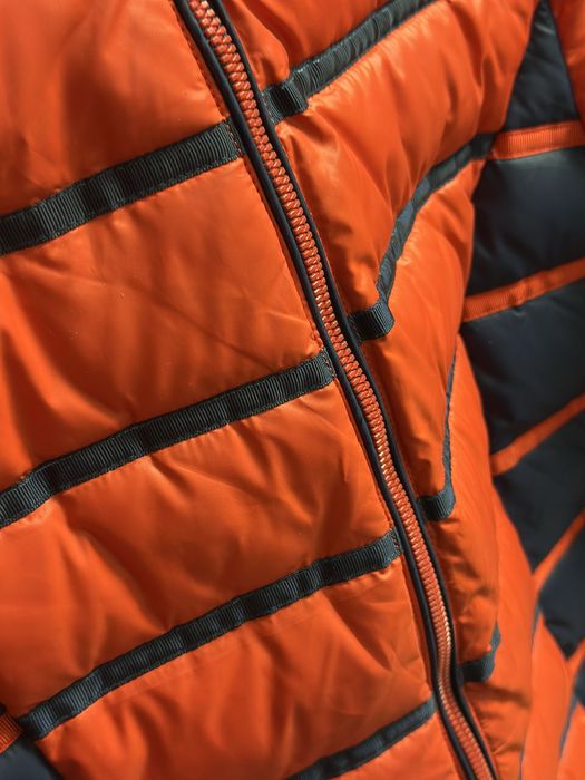 Продам женскую зимнюю куртку