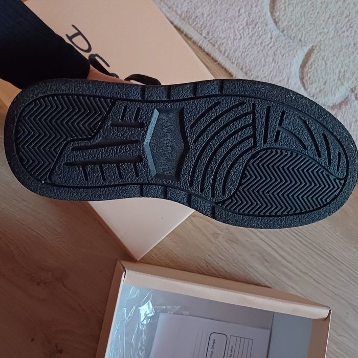 Нови дамски маратонки