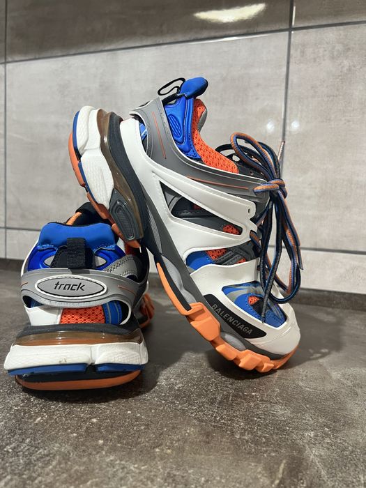 Balenciaga Track 39