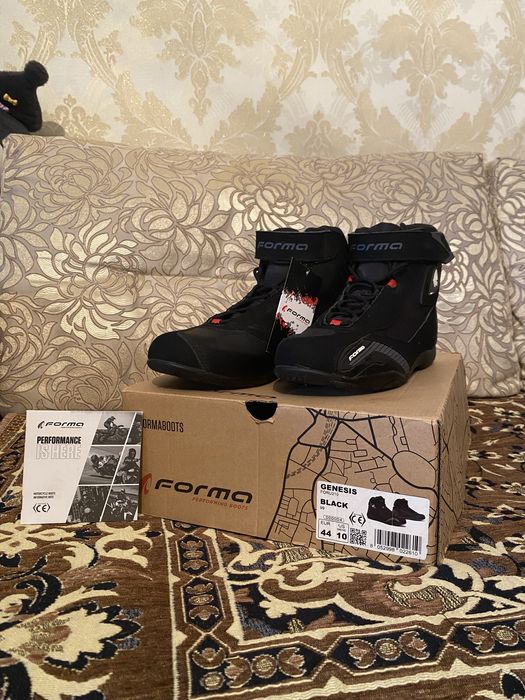 Мотоботинки forma состояние новое