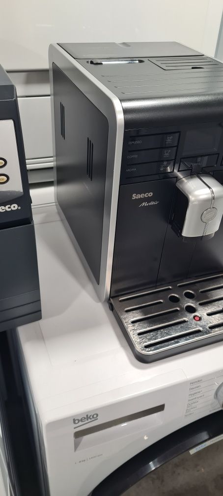 Кафеавтомат Saeco Moltio HD8769