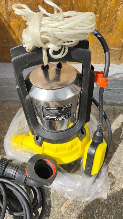 Pompă submersibilă de apă reziduală TROTEC TWP 11000 ES - NOUA !