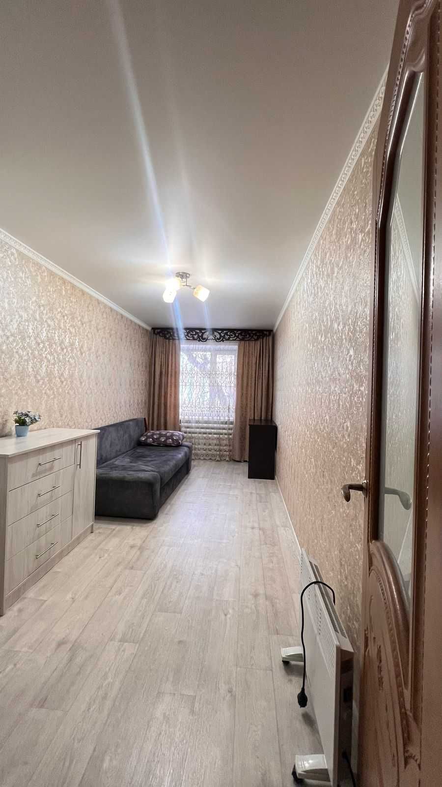 Продам 3 комнатную квартиру 2/5 Кирпичный дом р-он Нептуна