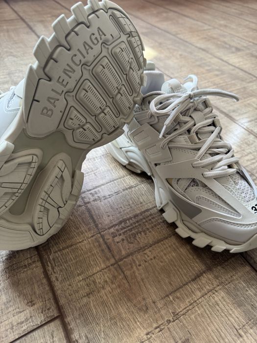 Balenciaga Track