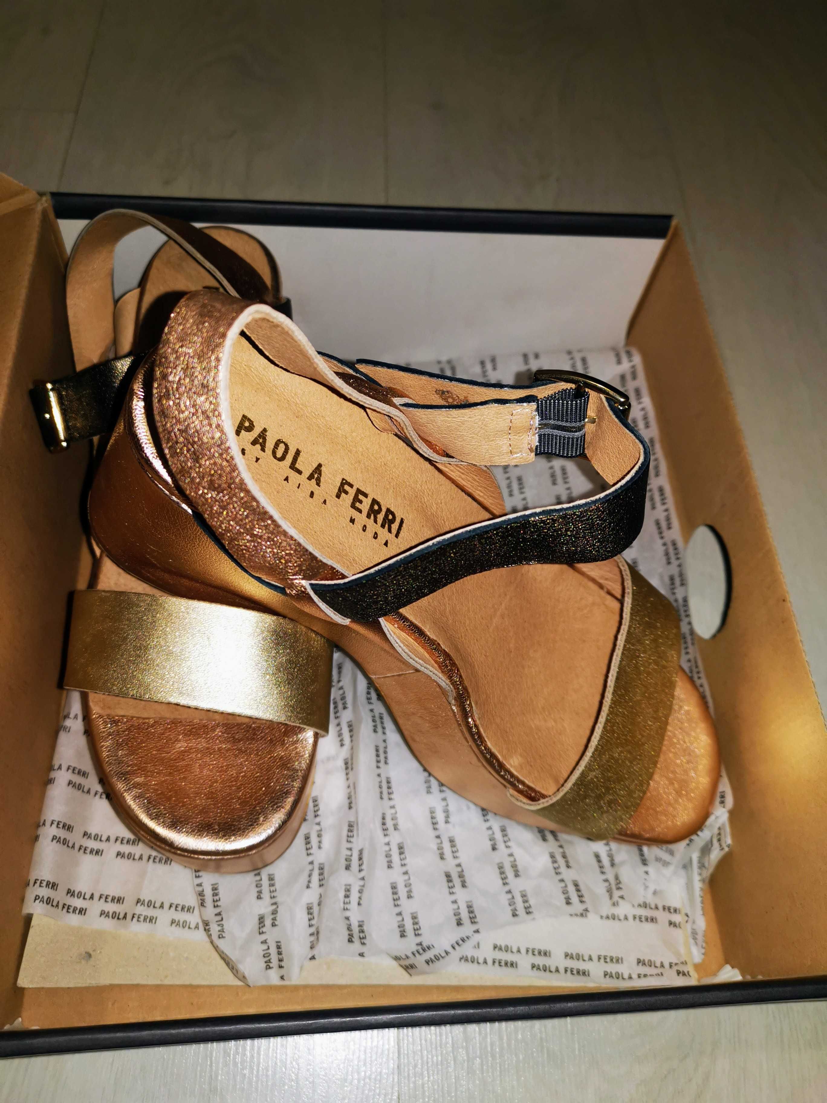 Италиански сандали естествена кожа Paola Ferri