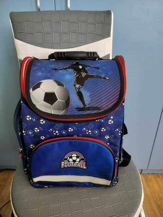 Ученическа раница за момче