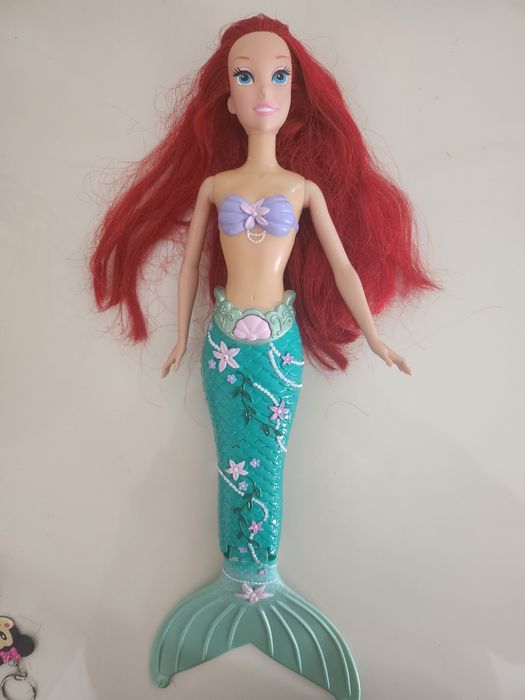 Papusa ariel disney