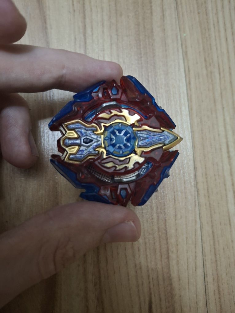 Bayblade Burst комплект