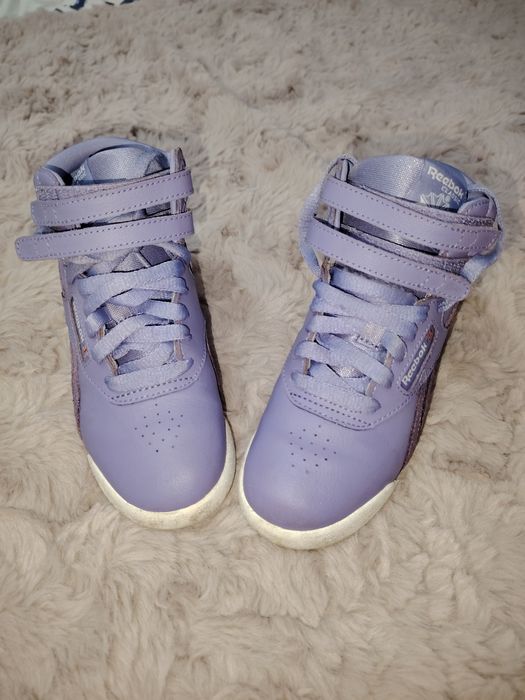 Vând adidasi originali Reebok mărimea 30