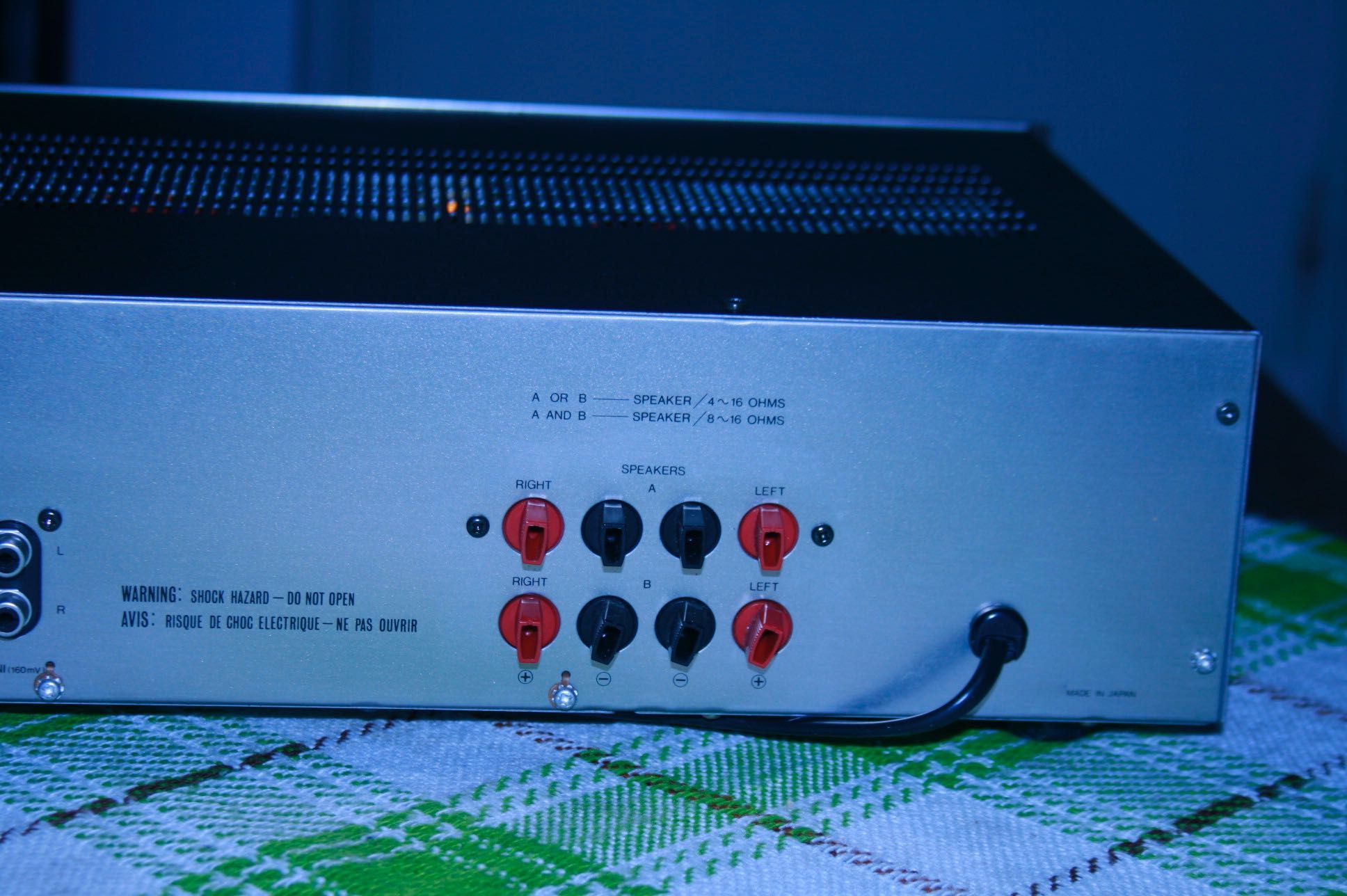 Качествен усилвател Luxman
