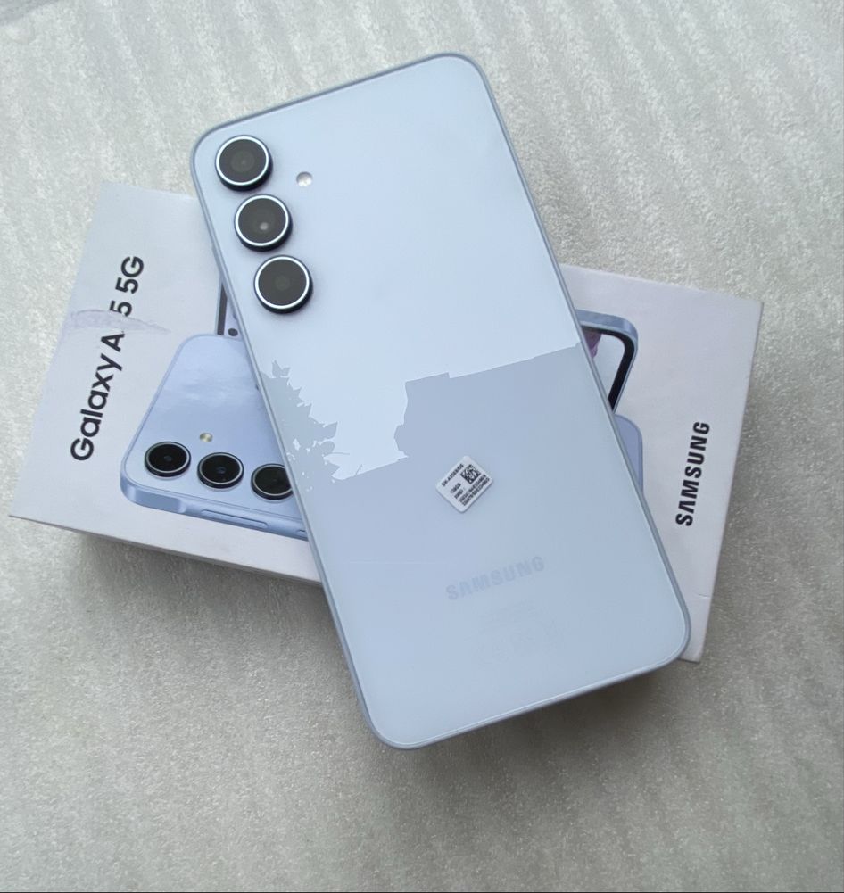 Samsung Galaxy A35 5G - 128GB, 6GB RAM, IceBlue / БЕЗ ГАРАНЦИЯ