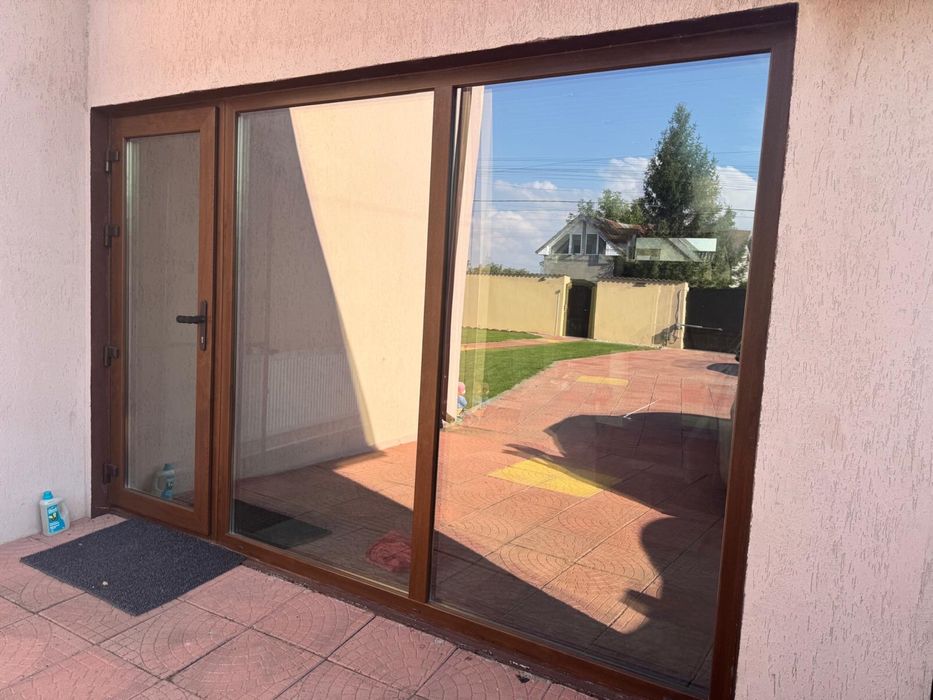 Panou sticla cu usa Gealan S 9000 6camere tripan