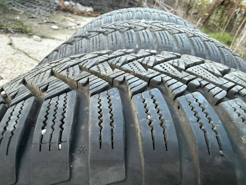 Cauciucuri iarna 205/60/16