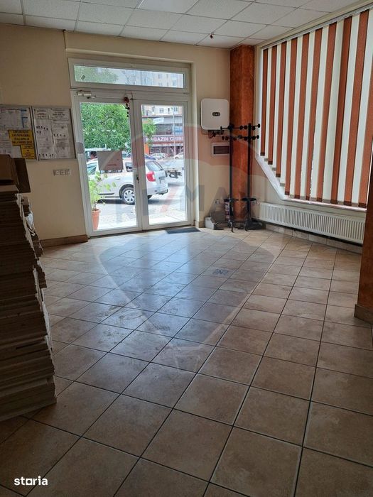 Spațiu comercial modern 160mp de închiriat în zona Aurel Vlaicu