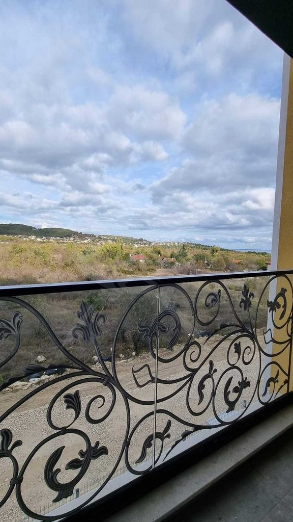 Продава се Двустаен апартамент в к.к. Св.Св. Константин и Елена - 71 кв.м за 2324 €/кв.м - Снимка #9