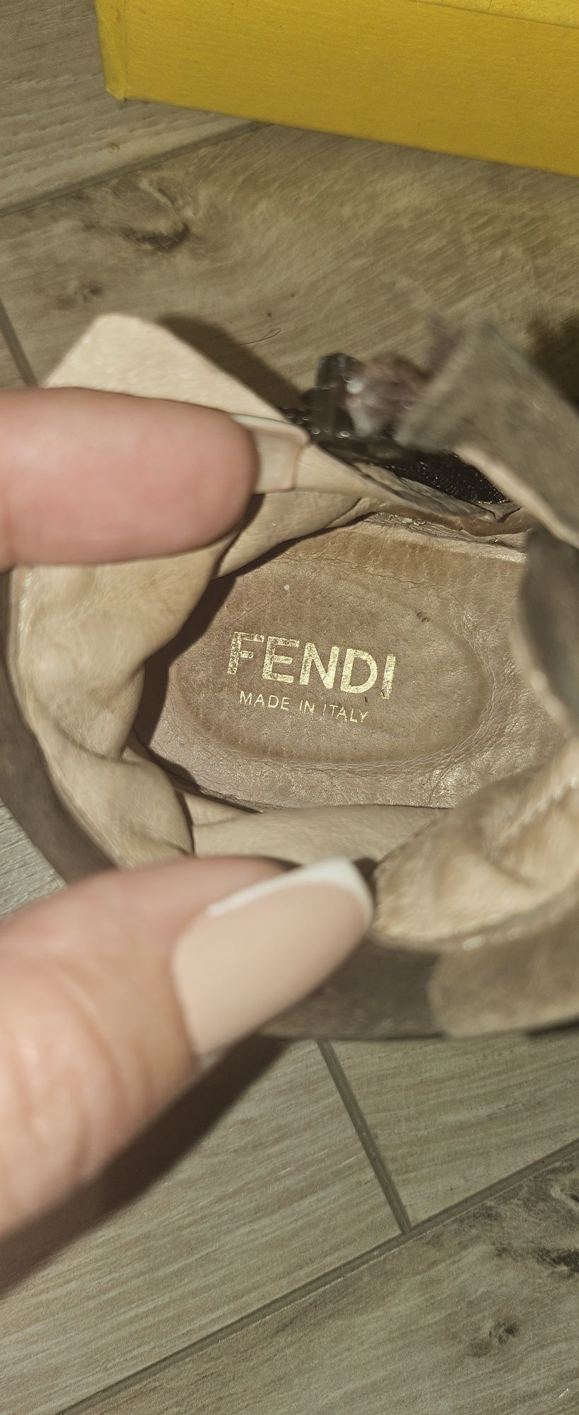 Оригинални боти Fendi детски 25 номер