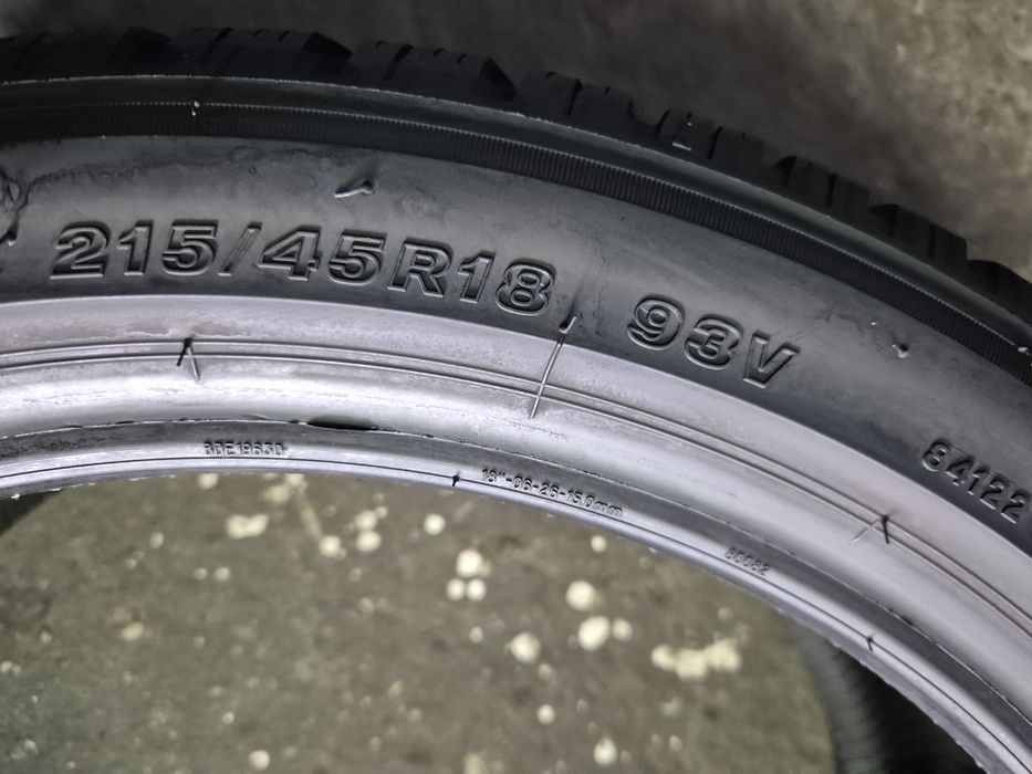 215 45 18 Anvelope de iarnă Bridgestone Dot 43.21