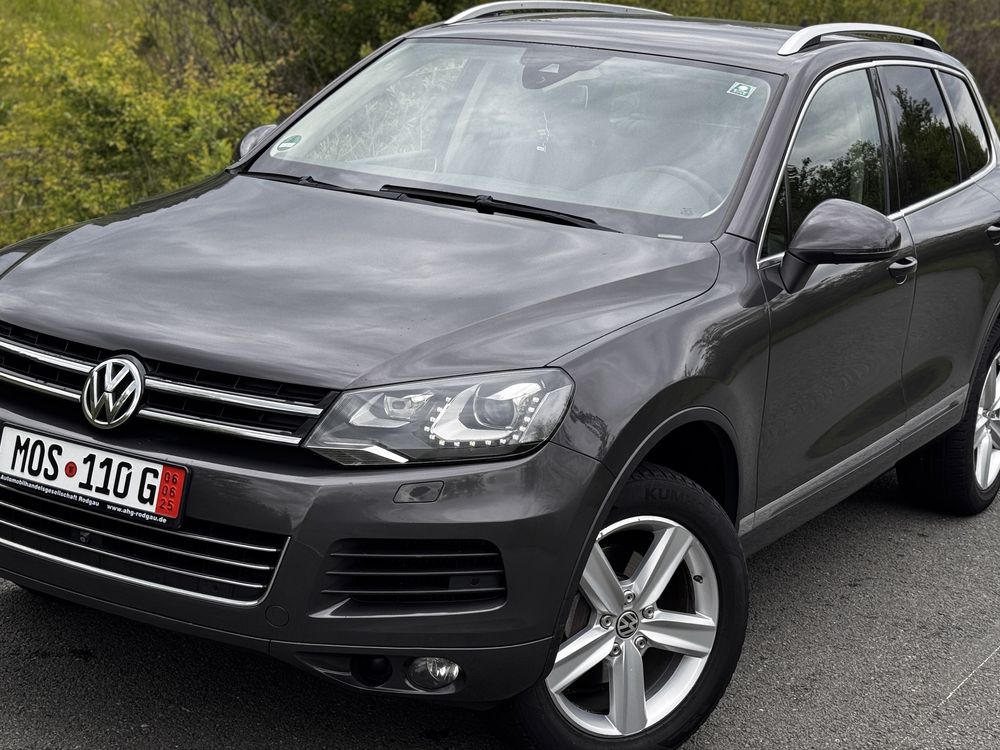Volkswagen Touareg 4x4 diesel /Distronic / Line assist/Blid assist