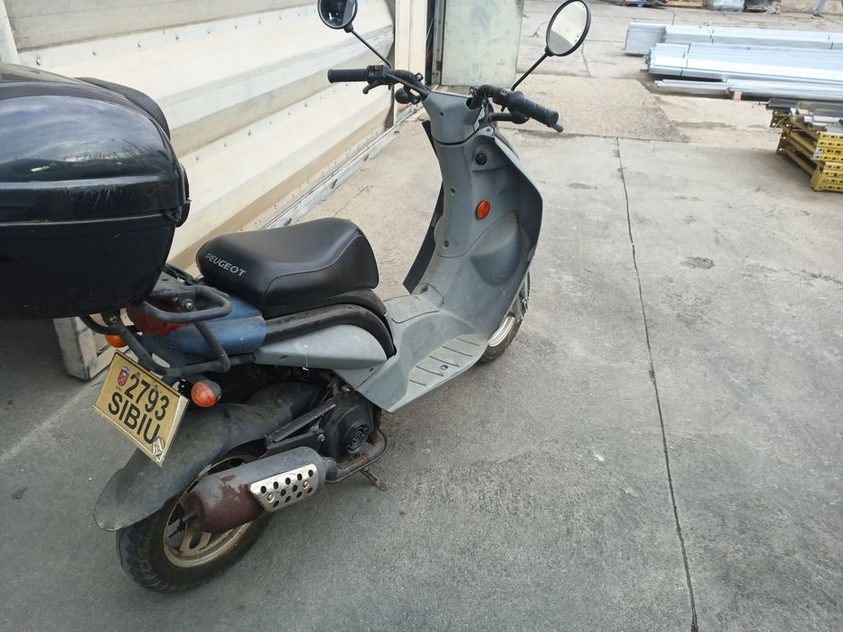 Peugeot Ludix 50 cm . Se conduce doar cu B