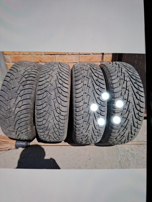 Автошины Maxxis 4 штуки