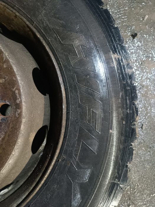 Продам шины  (4 баллона)