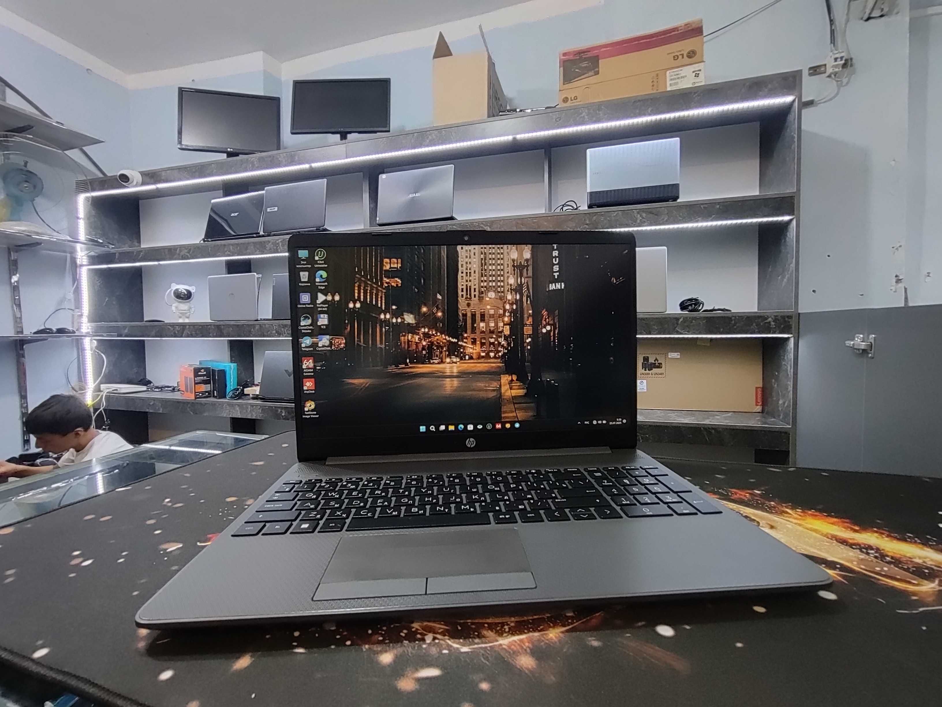 Ноутбук офисный HP AMD Ryzen 5-5500U
