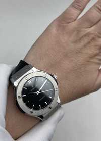 HublotS Classic Fusion Silver Black Dial Automatic Watch