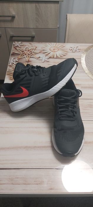 Adidasi Nike Run dama marimea 38