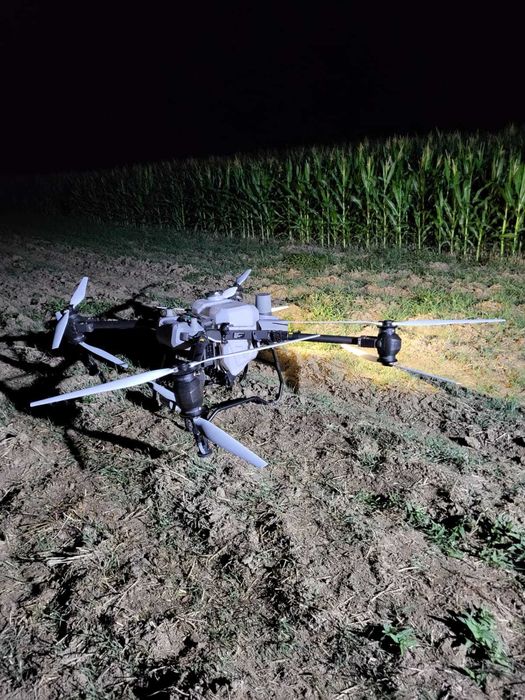 Prestari servicii cu drona agricola