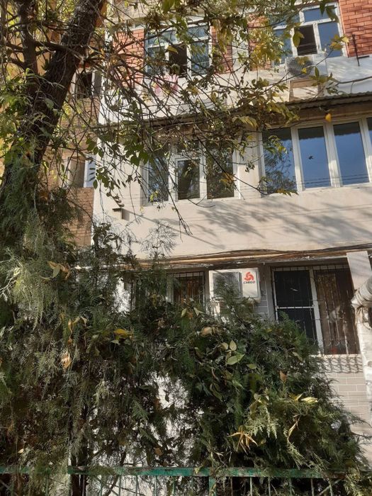 Продаю квартиру в Мирабадском районе Рисовый рынок Бакалея. 2х комнат