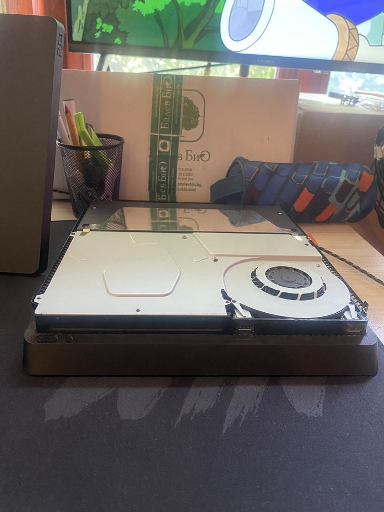 Ps4 1000gb в перфектно състояние