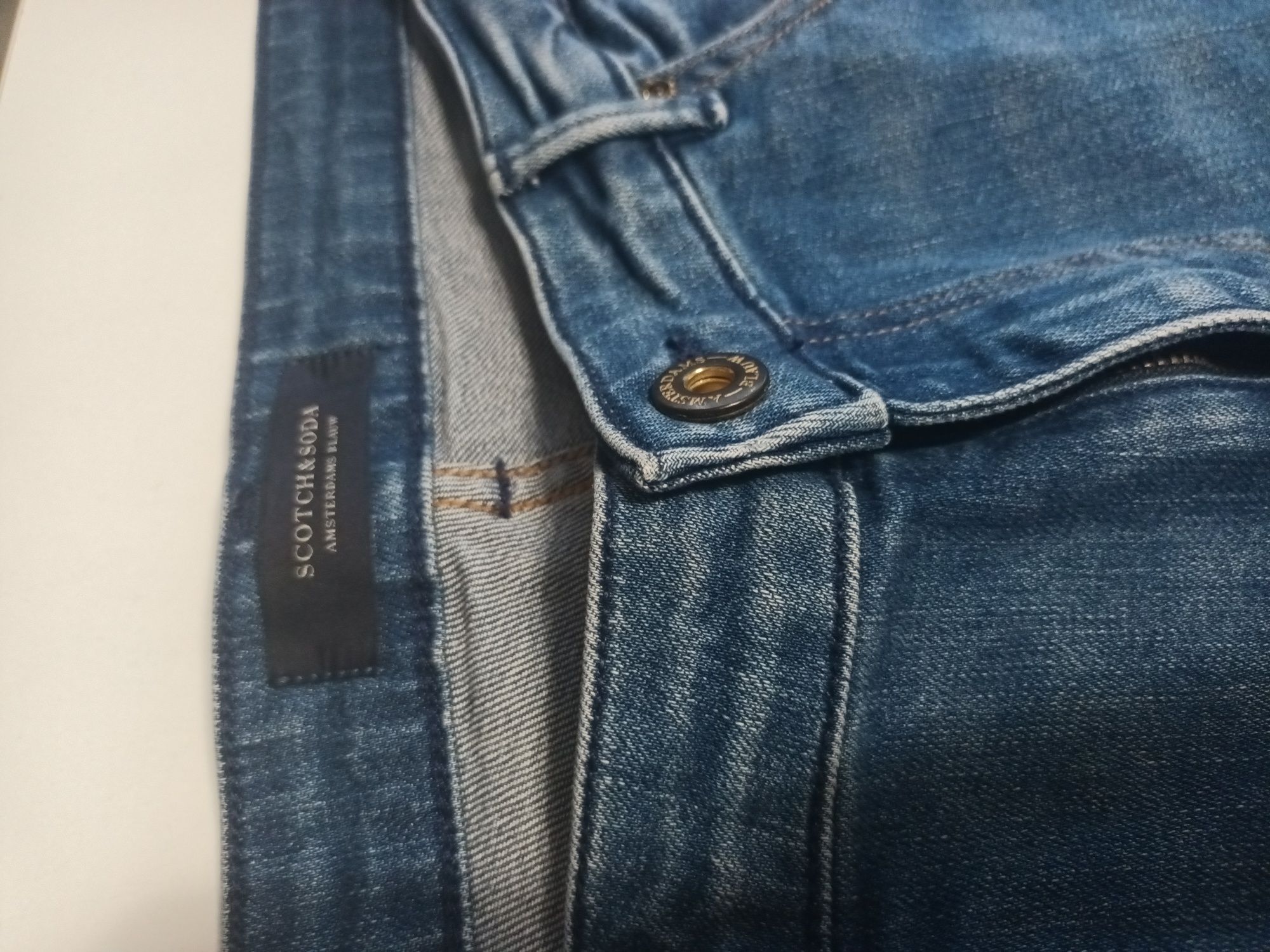 Дамски дънки Scotch & Soda р-ХЛ