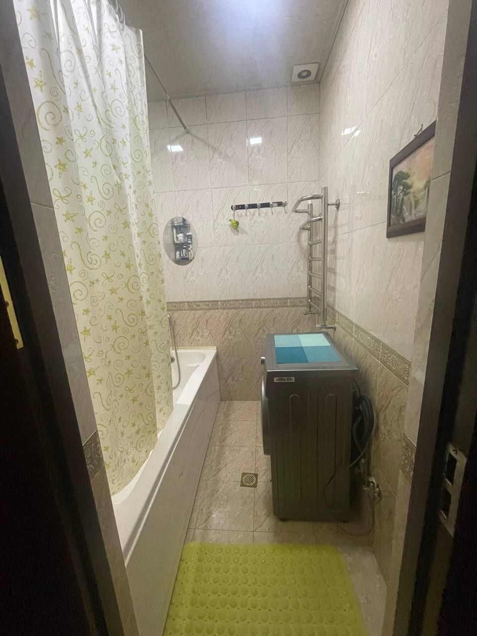 Продаётся квартира, согдиана 1 этаж