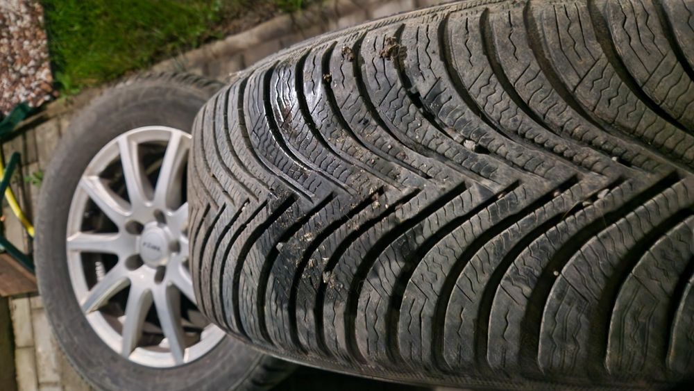 Jante pe 16 pentru Passat B8 cu anvelope de iarna 215/ 60/ R16