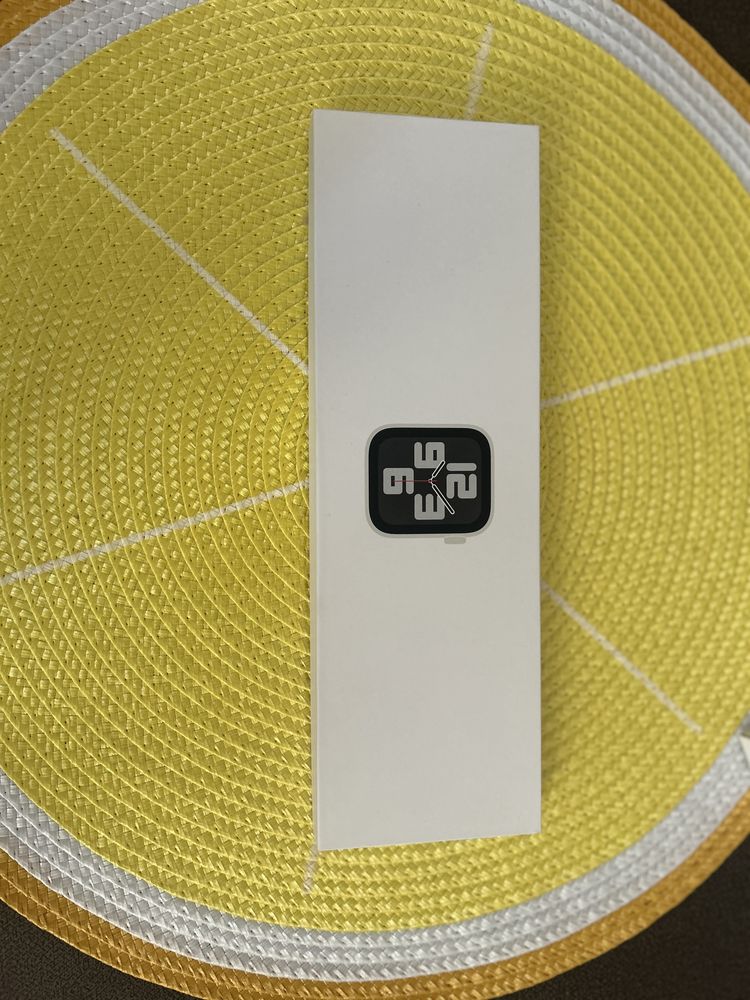 Apple Watch SE (2-ро поколение, 2023), 44 мм