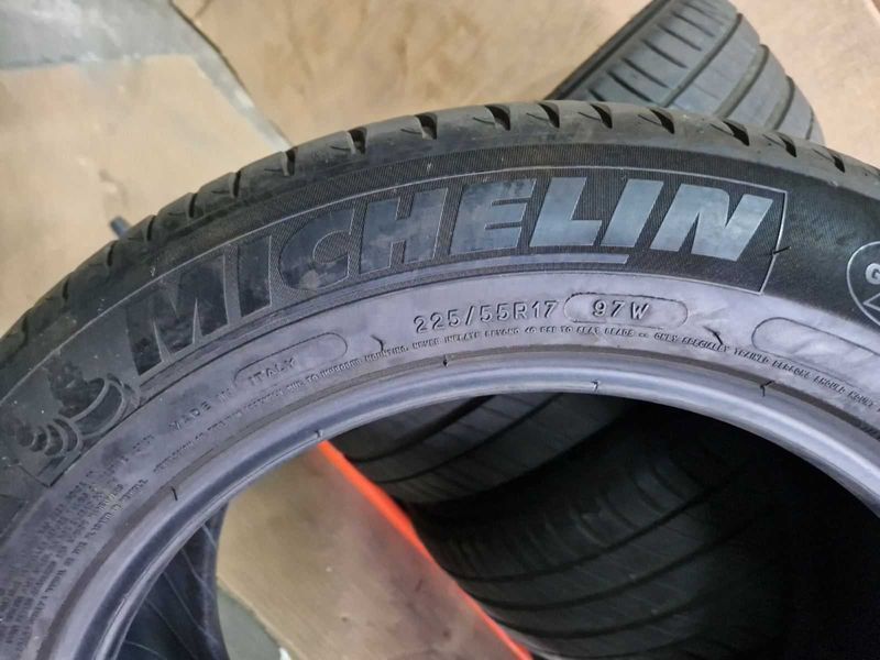 4 Michelin R17 225/55/ 
летни гуми  DOT4518