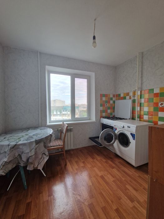 Продам 1кв 32 квм рн 8мкр