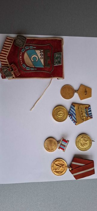 Стари медали и значки